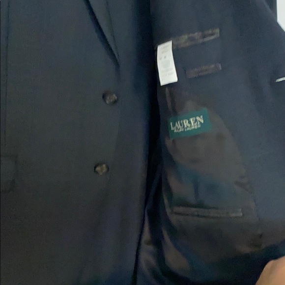 Men’s Lauren Suit - Picture 3 of 6